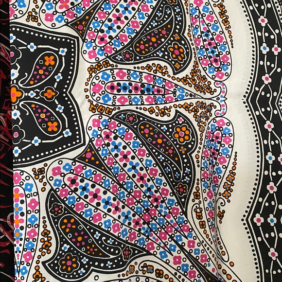 Colorful Paisley and Script Scarves - Picture 3 of 3